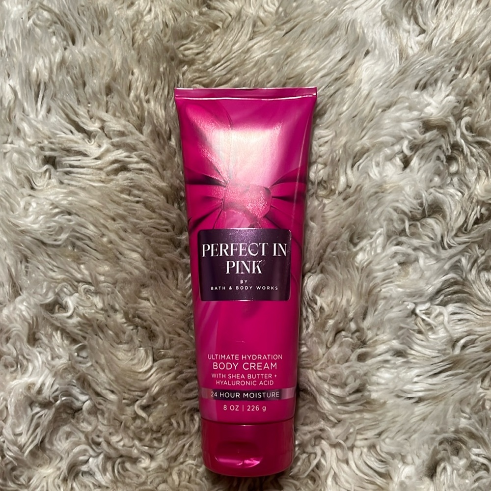 Bath & Body Works BODY CREAM “PERFECT IN PINK”